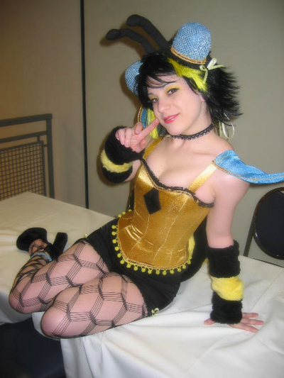 Honey Bees - Photo by Eurobeat King 2004
