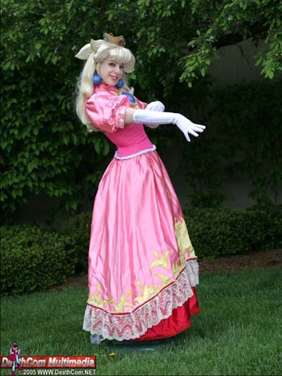 Princess Peach - Photo by Mike of Deathcom 2004