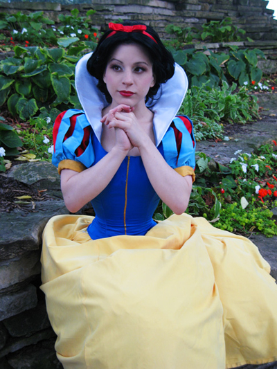 Snow White - Photo by Jia 2006