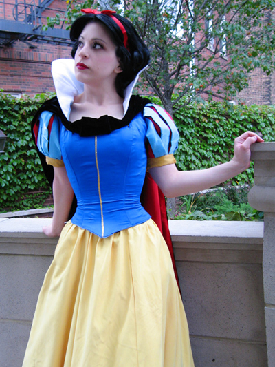 Snow White - Photo by Jia 2006
