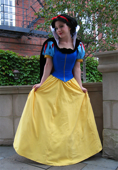 Snow White - Photo by Jia 2006